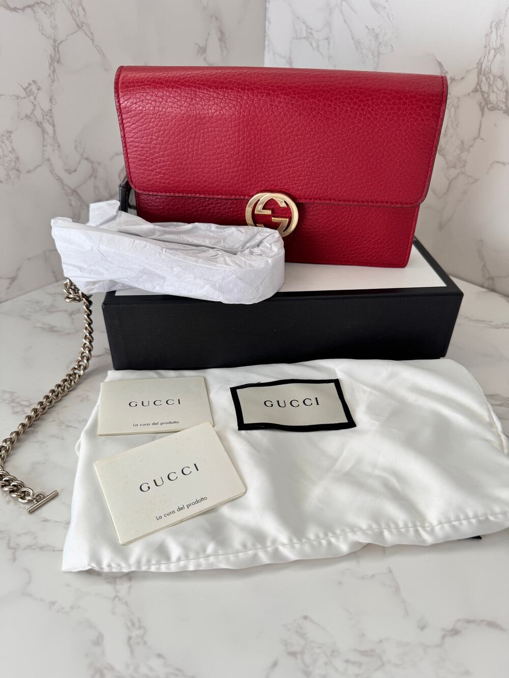 Gucci Interlocking G Wallet On Chain/Crossbody in Textured Calfskin Leather